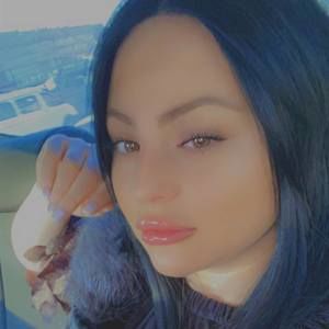 Meet your Posher, Lucy